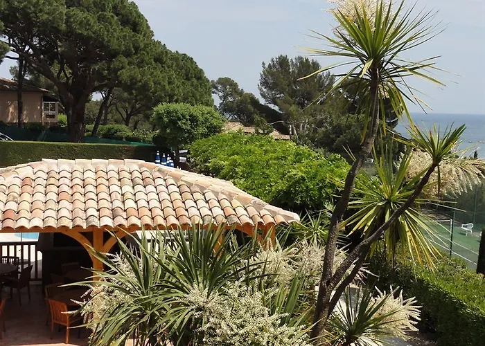 Hotell Des Oliviers 3*