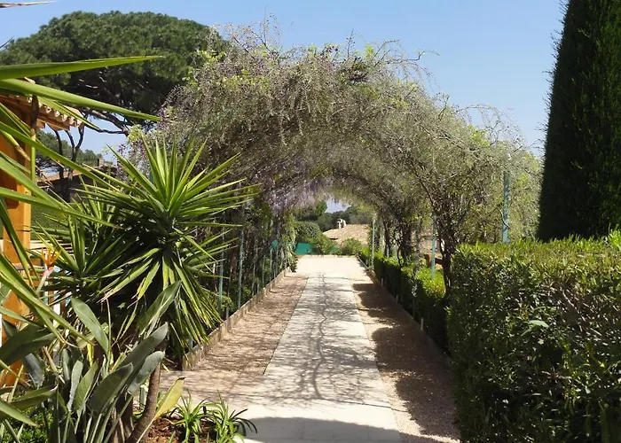 Des Oliviers 3* Sainte-Maxime