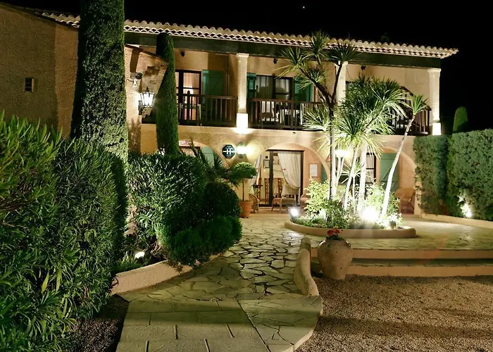 Des Oliviers 3* Sainte-Maxime