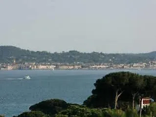 Des Oliviers Hotell 3*